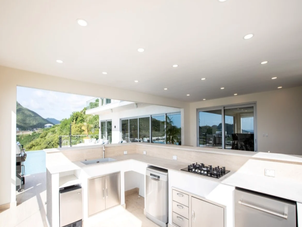 Luxury Oceanfront Villa in Indigo Bay, St. Maarten - Your Dream Getaway
